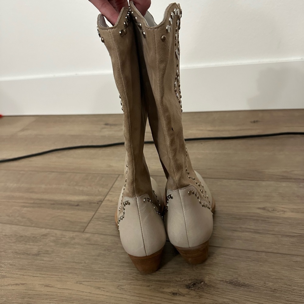 Free People Jaxon Studded western boots leather suede 37 women’s 6.5 New white - Picture 7 of 15